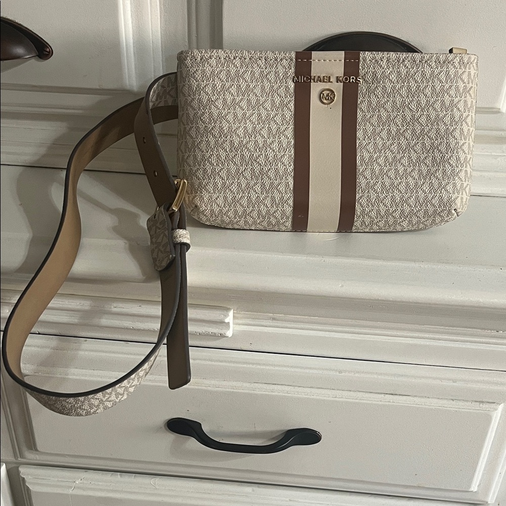 Michael Kors Cream and Brown Crossbody Bag